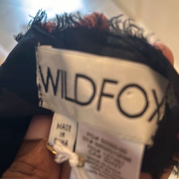 Wildfox Women's Signature Black Wrap Scarf Creasant Logo Fringe Hem New - Picture 4 of 7